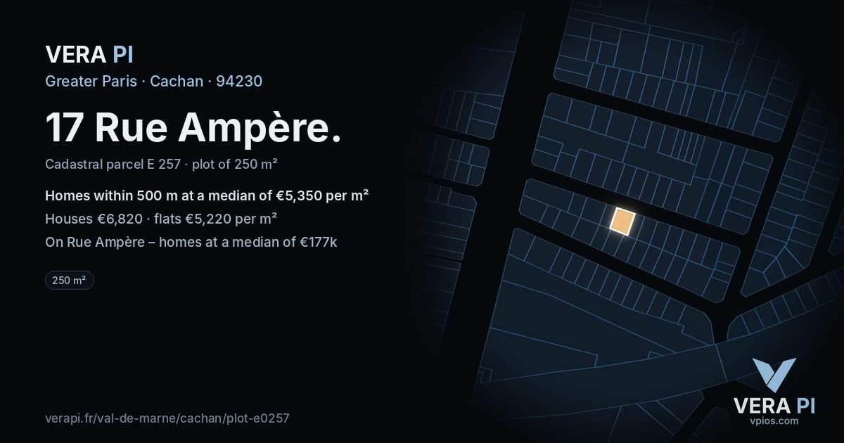 17 Rue Ampère, Cachan at night – the plot lit, the parcels around coloured by the prices near them