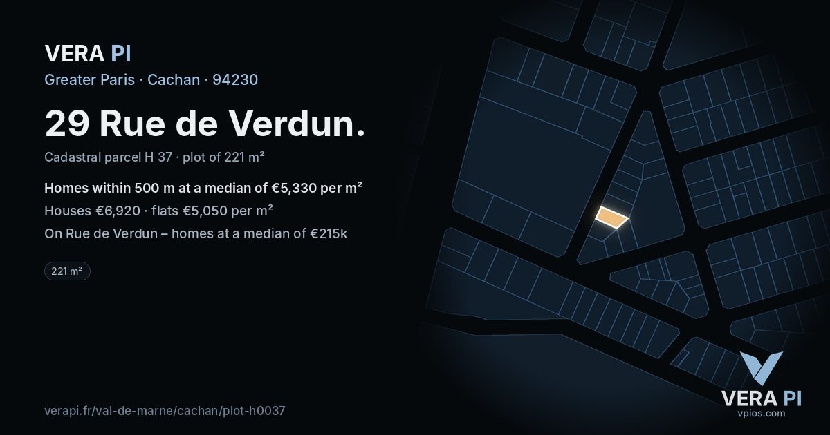 29 Rue de Verdun, Cachan at night – the plot lit, the parcels around coloured by the prices near them