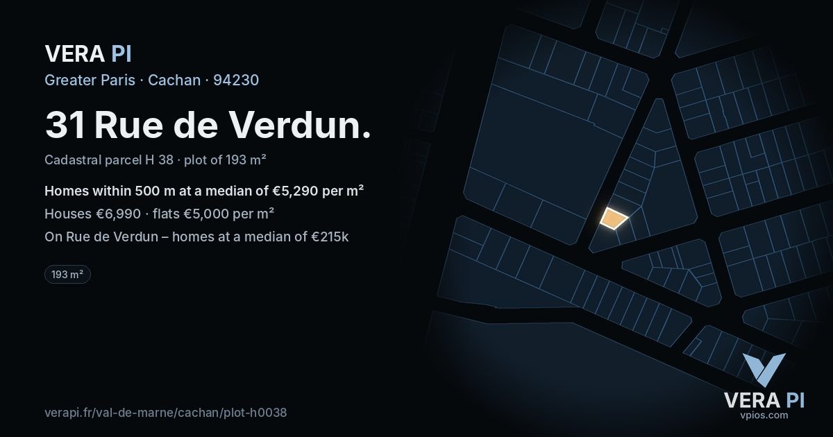 31 Rue de Verdun, Cachan at night – the plot lit, the parcels around coloured by the prices near them