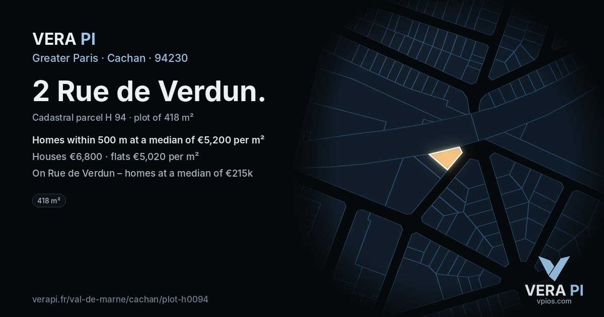 2 Rue de Verdun, Cachan at night – the plot lit, the parcels around coloured by the prices near them