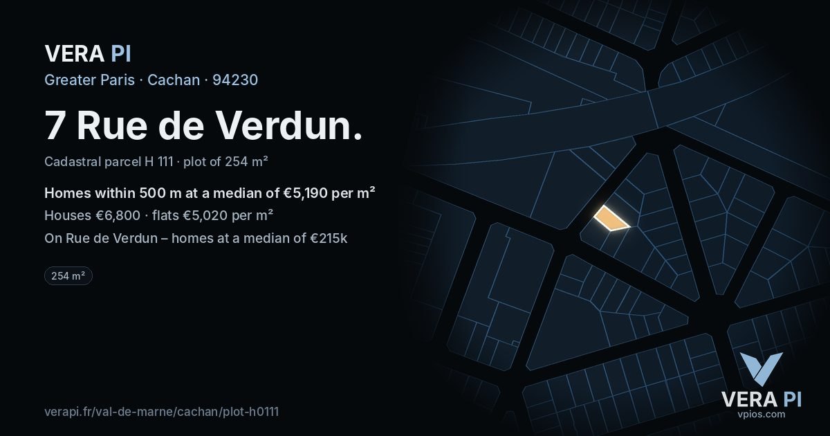 7 Rue de Verdun, Cachan at night – the plot lit, the parcels around coloured by the prices near them