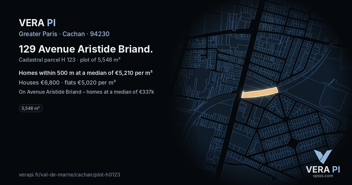 129 Avenue Aristide Briand, Cachan at night – the plot lit, the parcels around coloured by the prices near them