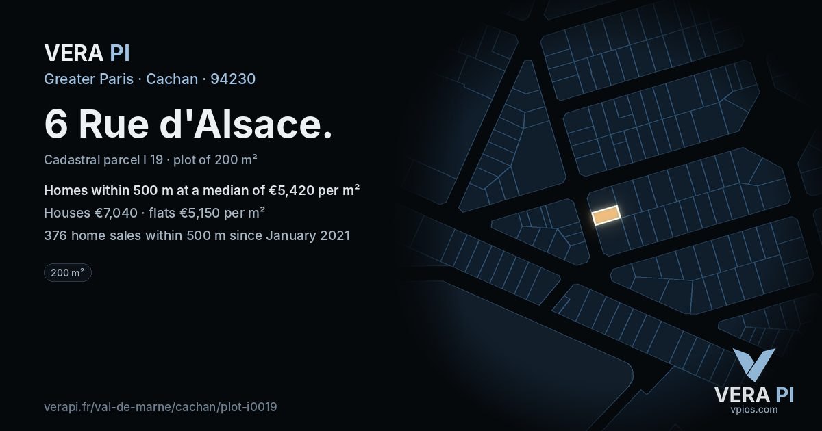 6 Rue d'Alsace, Cachan at night – the plot lit, the parcels around coloured by the prices near them