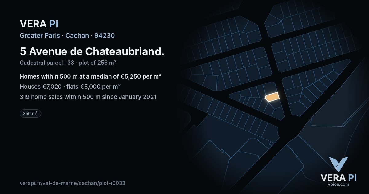 5 Avenue de Chateaubriand, Cachan at night – the plot lit, the parcels around coloured by the prices near them
