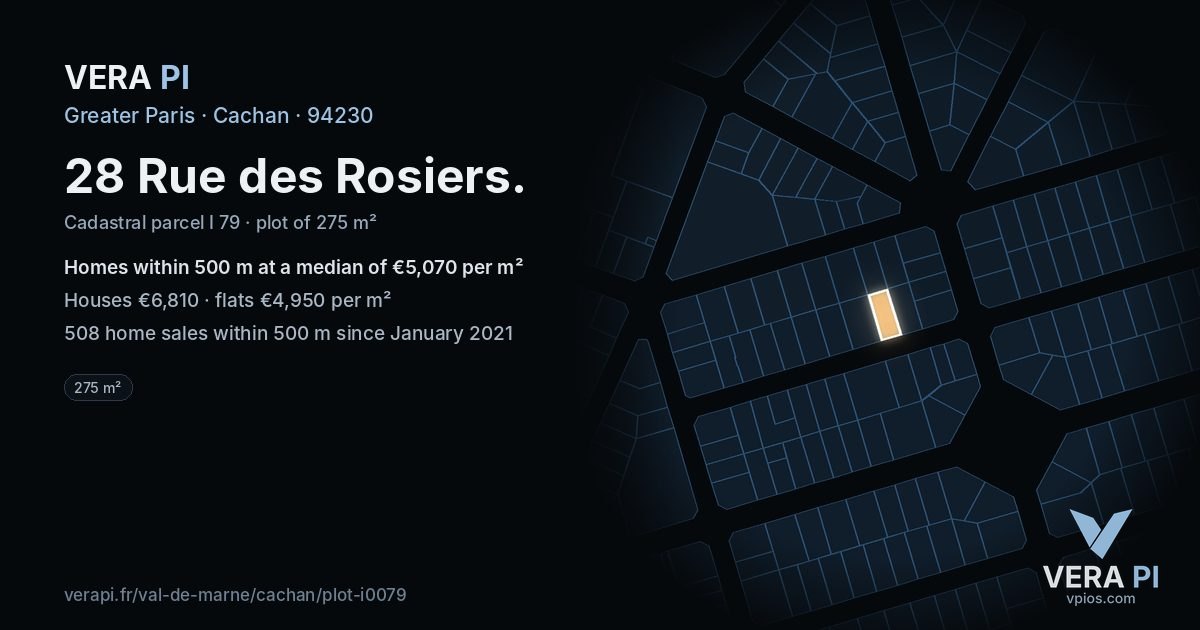 28 Rue des Rosiers, Cachan at night – the plot lit, the parcels around coloured by the prices near them
