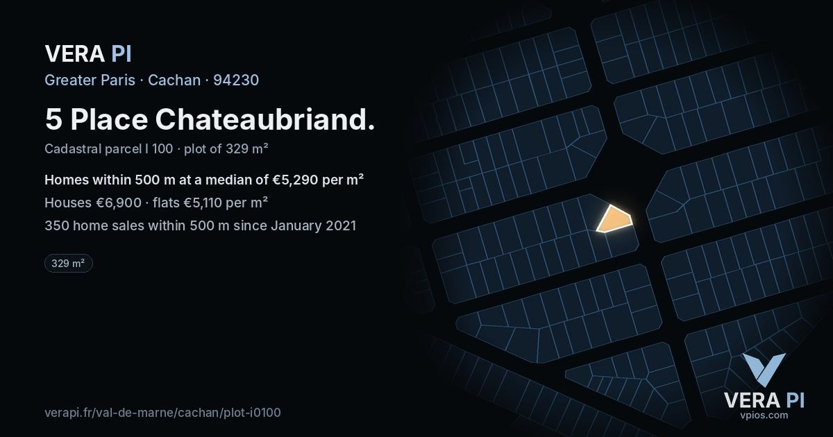 5 Place Chateaubriand, Cachan at night – the plot lit, the parcels around coloured by the prices near them