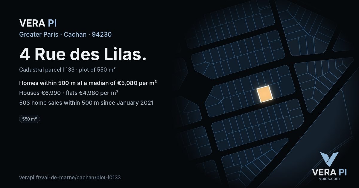 4 Rue des Lilas, Cachan at night – the plot lit, the parcels around coloured by the prices near them