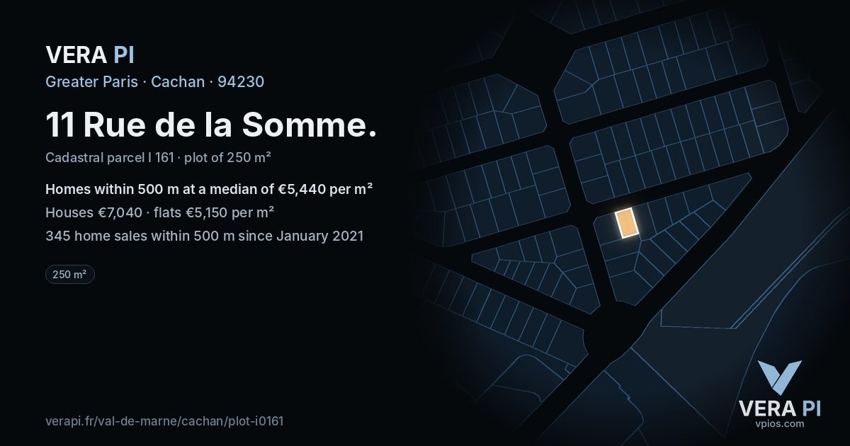 11 Rue de la Somme, Cachan at night – the plot lit, the parcels around coloured by the prices near them