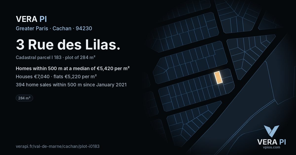 3 Rue des Lilas, Cachan at night – the plot lit, the parcels around coloured by the prices near them