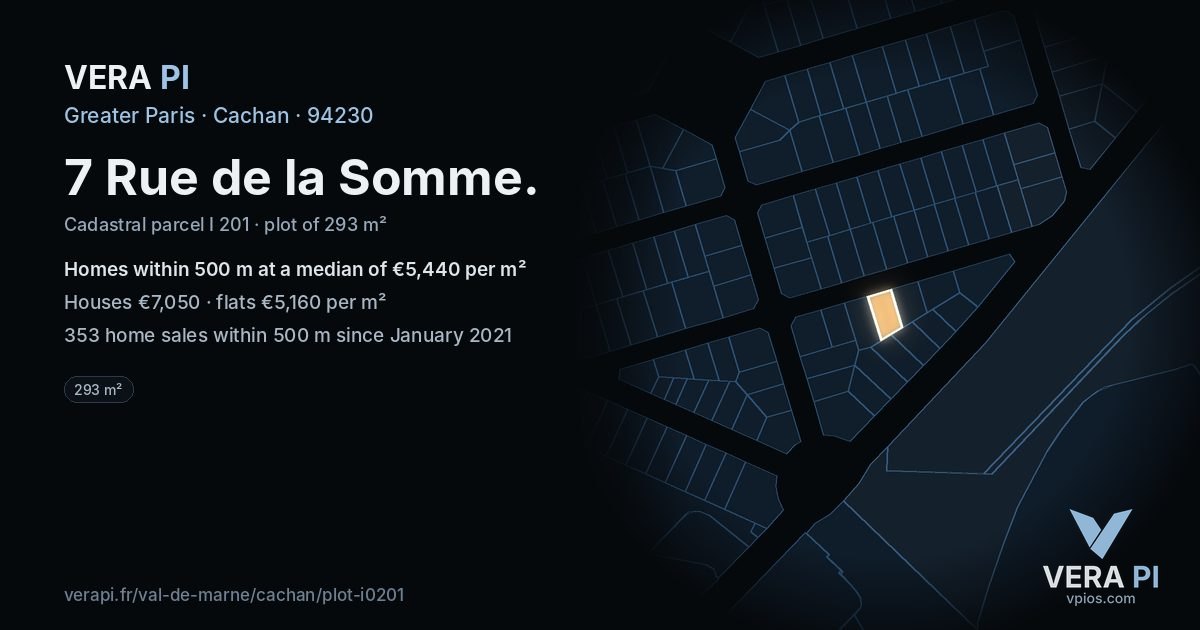 7 Rue de la Somme, Cachan at night – the plot lit, the parcels around coloured by the prices near them