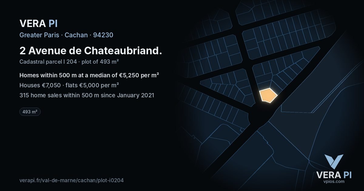 2 Avenue de Chateaubriand, Cachan at night – the plot lit, the parcels around coloured by the prices near them