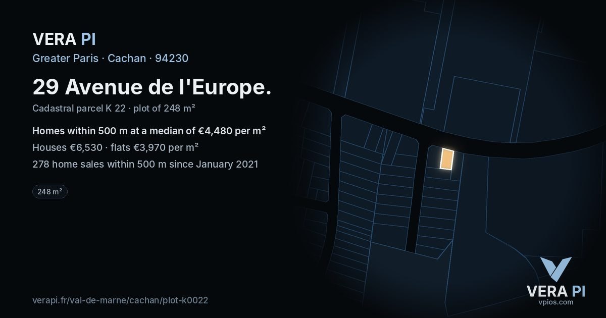 29 Avenue de l'Europe, Cachan at night – the plot lit, the parcels around coloured by the prices near them