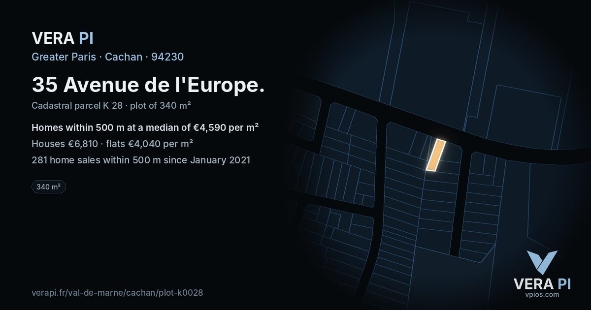35 Avenue de l'Europe, Cachan at night – the plot lit, the parcels around coloured by the prices near them