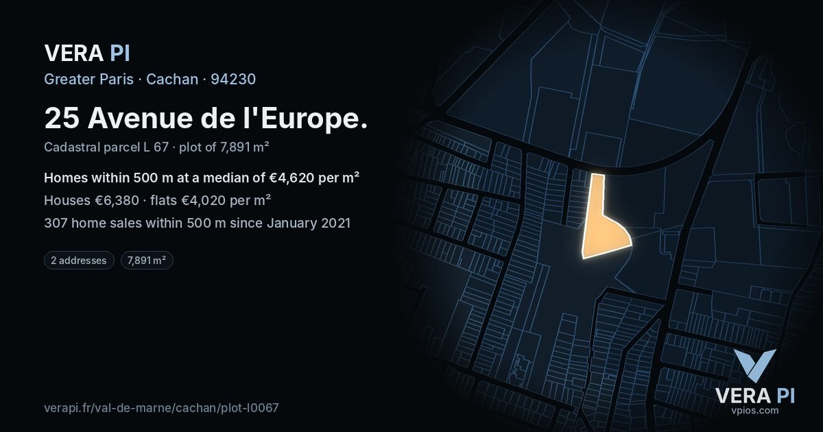 25 Avenue de l'Europe, Cachan at night – the plot lit, the parcels around coloured by the prices near them