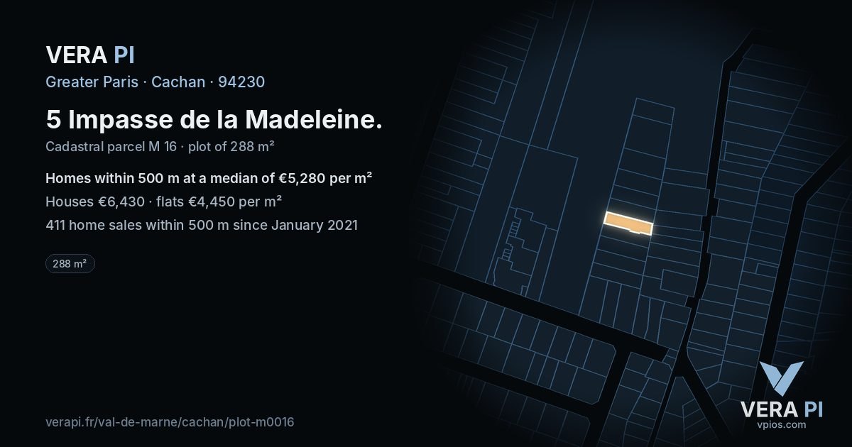 5 Impasse de la Madeleine, Cachan at night – the plot lit, the parcels around coloured by the prices near them