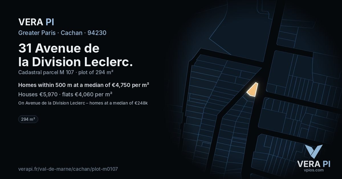 31 Avenue de la Division Leclerc, Cachan at night – the plot lit, the parcels around coloured by the prices near them