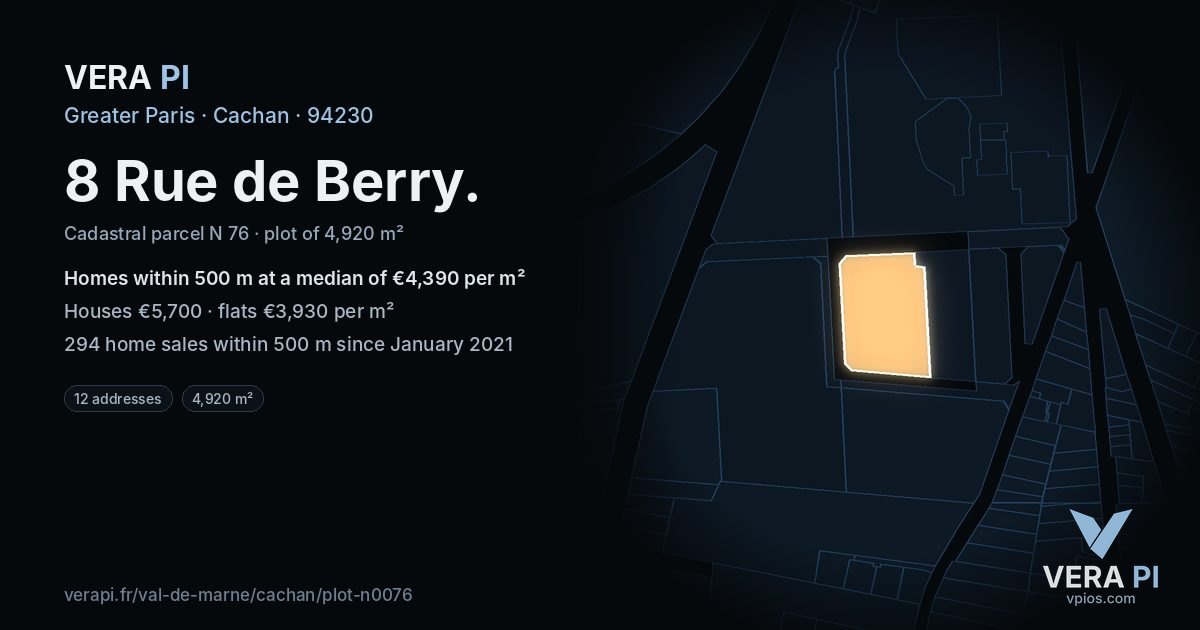 8 Rue de Berry, Cachan at night – the plot lit, the parcels around coloured by the prices near them
