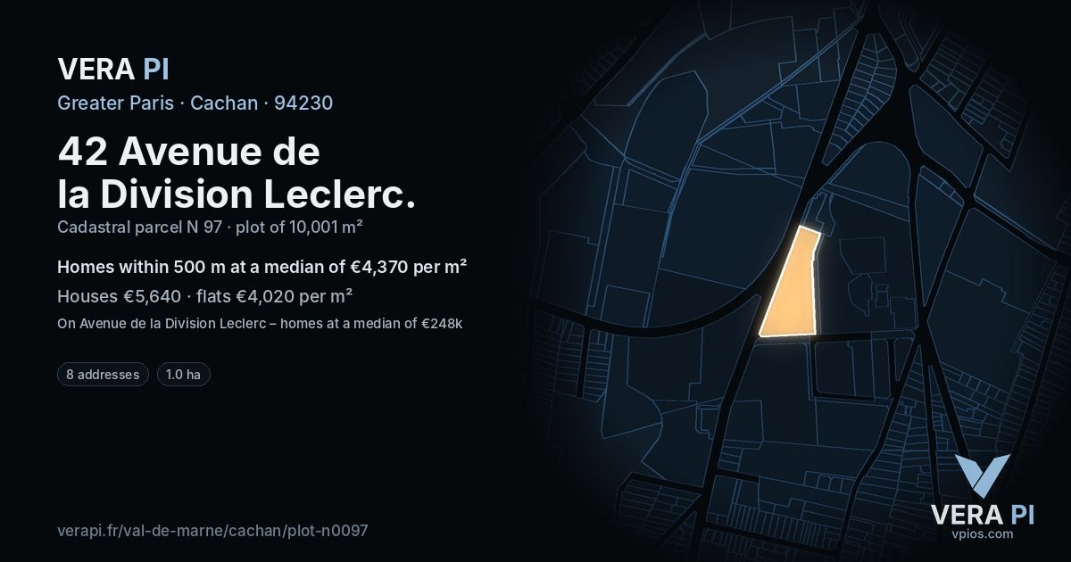 42 Avenue de la Division Leclerc, Cachan at night – the plot lit, the parcels around coloured by the prices near them