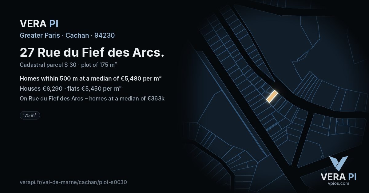 27 Rue du Fief des Arcs, Cachan at night – the plot lit, the parcels around coloured by the prices near them