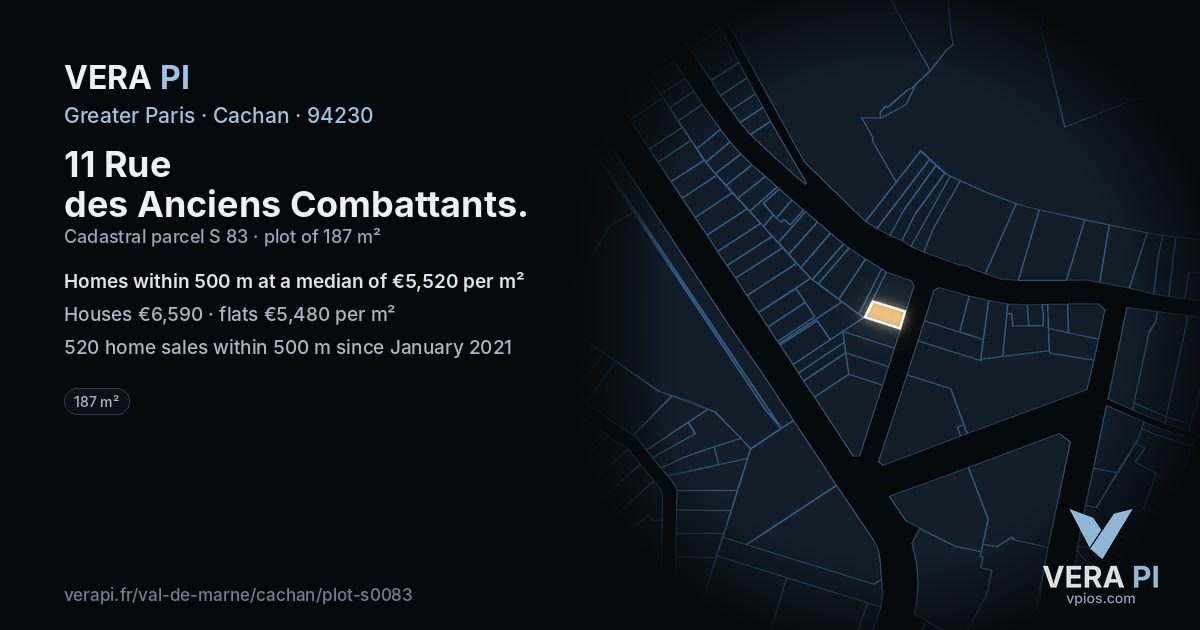 11 Rue des Anciens Combattants, Cachan at night – the plot lit, the parcels around coloured by the prices near them