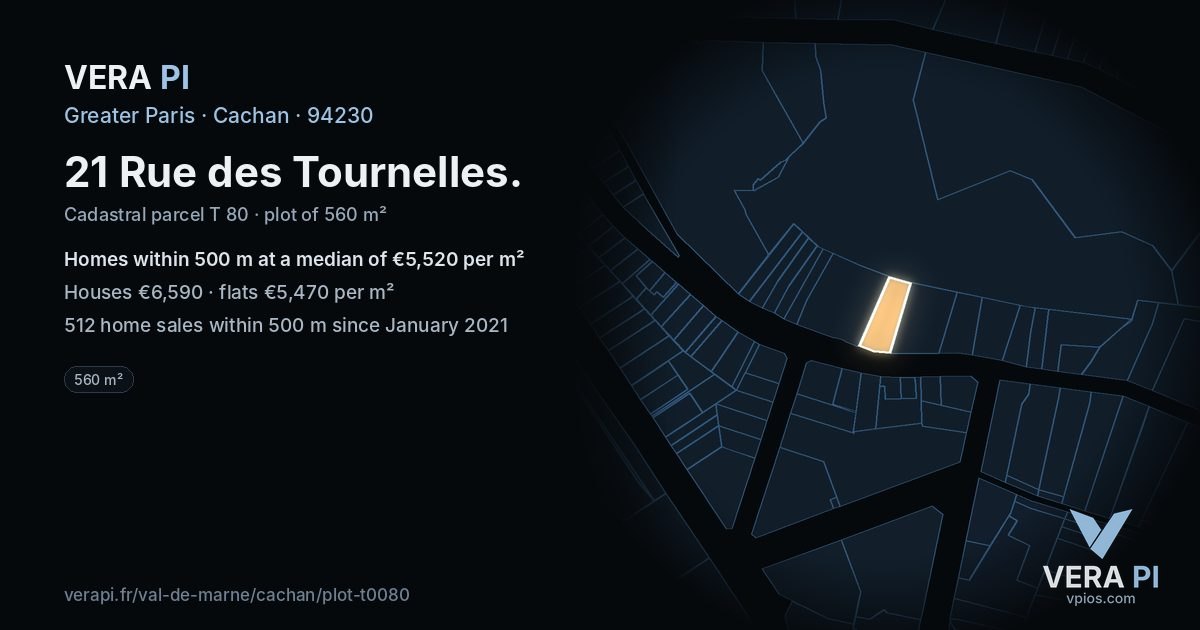 21 Rue des Tournelles, Cachan at night – the plot lit, the parcels around coloured by the prices near them