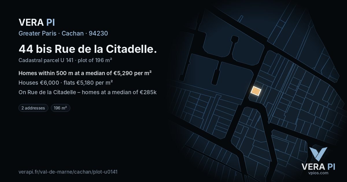 44 bis Rue de la Citadelle, Cachan at night – the plot lit, the parcels around coloured by the prices near them