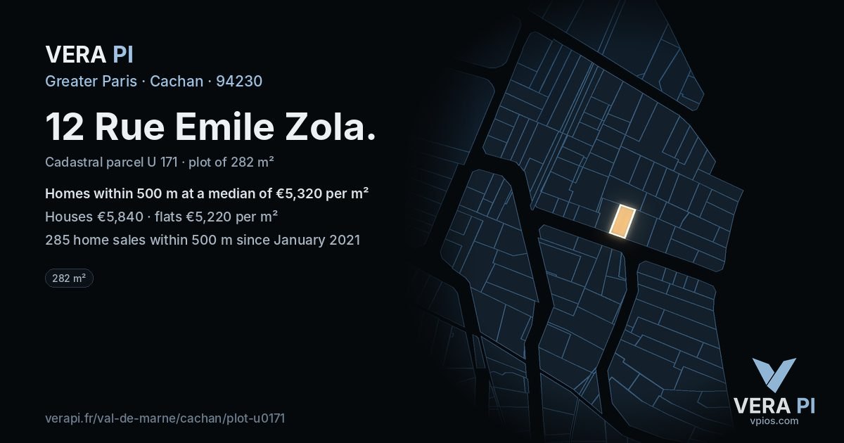 12 Rue Emile Zola, Cachan at night – the plot lit, the parcels around coloured by the prices near them