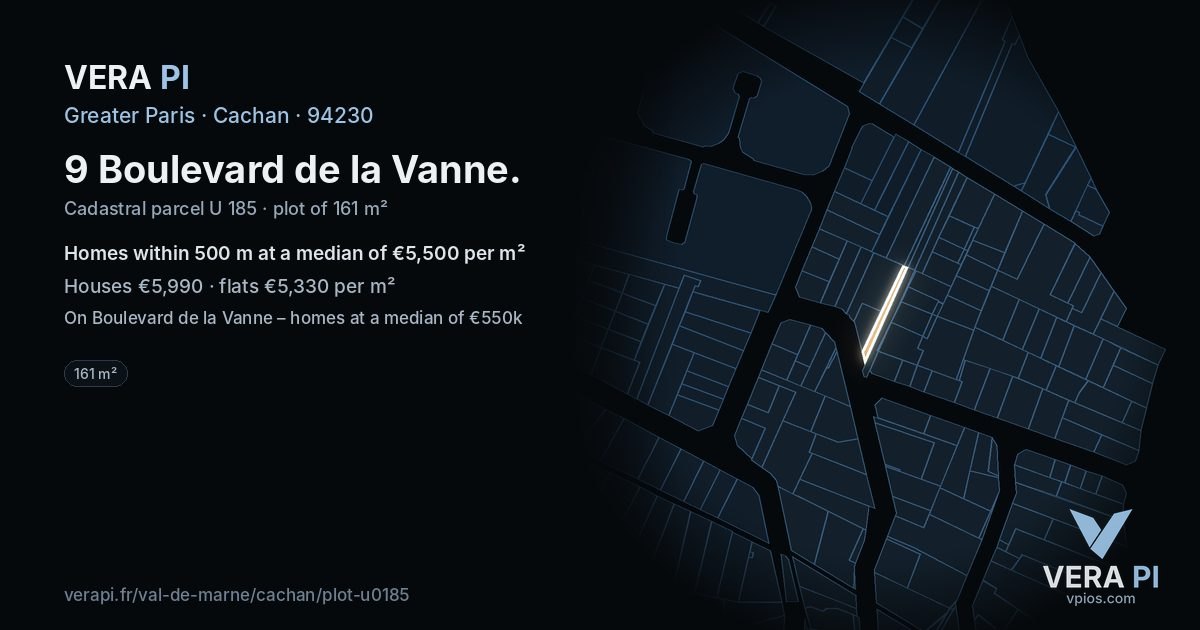 9 Boulevard de la Vanne, Cachan at night – the plot lit, the parcels around coloured by the prices near them