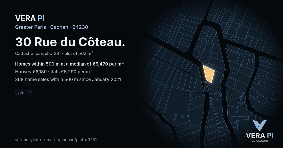 30 Rue du Côteau, Cachan at night – the plot lit, the parcels around coloured by the prices near them
