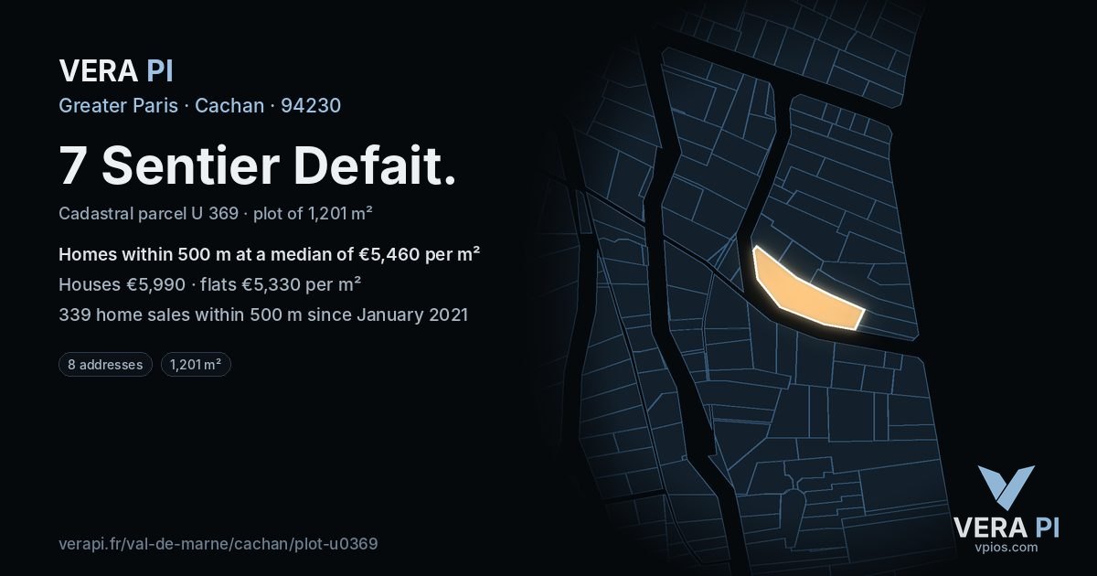 7 Sentier Defait, Cachan at night – the plot lit, the parcels around coloured by the prices near them