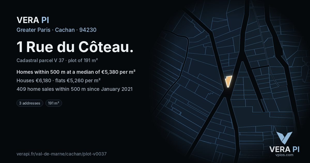 1 Rue du Côteau, Cachan at night – the plot lit, the parcels around coloured by the prices near them