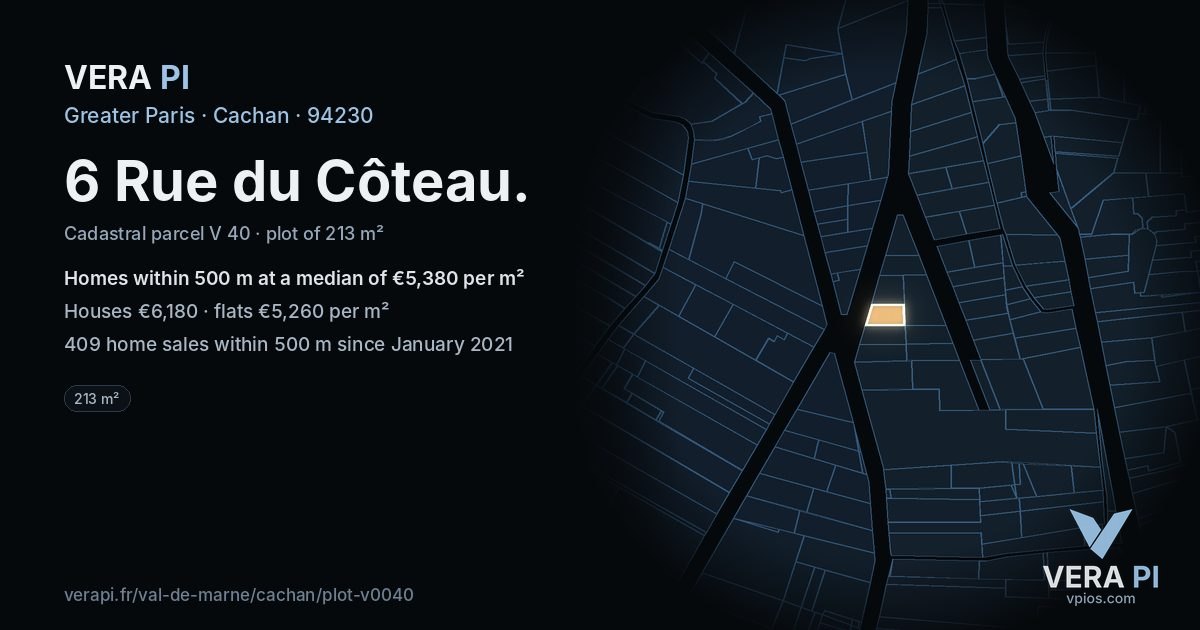 6 Rue du Côteau, Cachan at night – the plot lit, the parcels around coloured by the prices near them