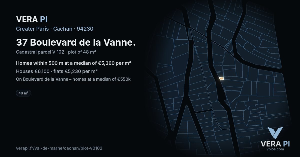 37 Boulevard de la Vanne, Cachan at night – the plot lit, the parcels around coloured by the prices near them