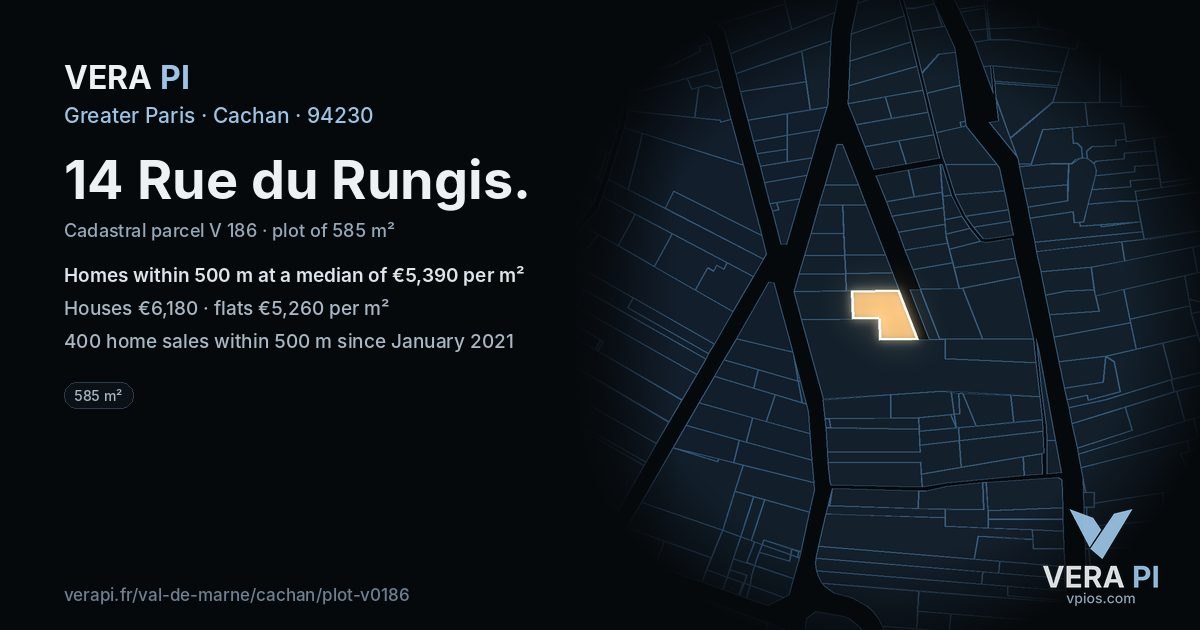 14 Rue du Rungis, Cachan at night – the plot lit, the parcels around coloured by the prices near them