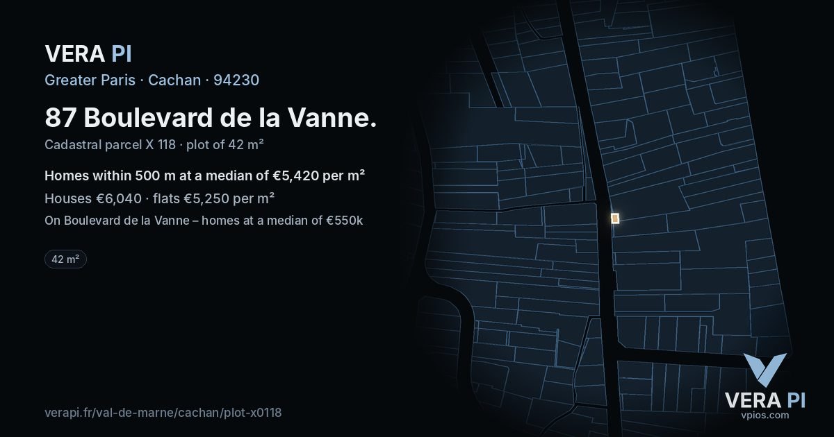 87 Boulevard de la Vanne, Cachan at night – the plot lit, the parcels around coloured by the prices near them
