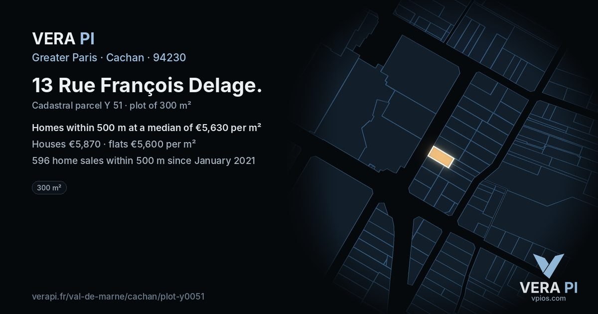 13 Rue François Delage, Cachan at night – the plot lit, the parcels around coloured by the prices near them