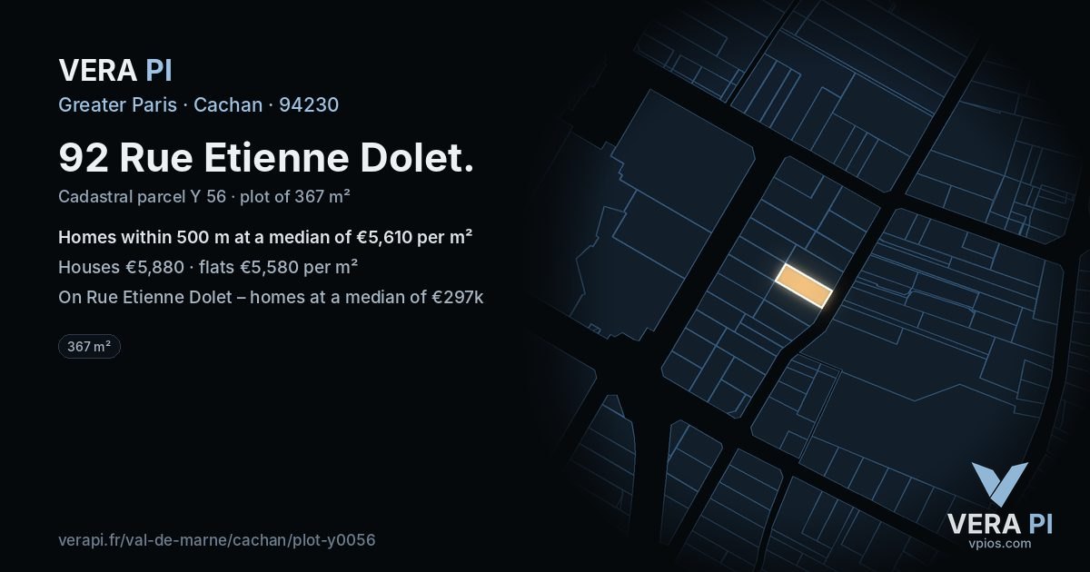 92 Rue Etienne Dolet, Cachan at night – the plot lit, the parcels around coloured by the prices near them
