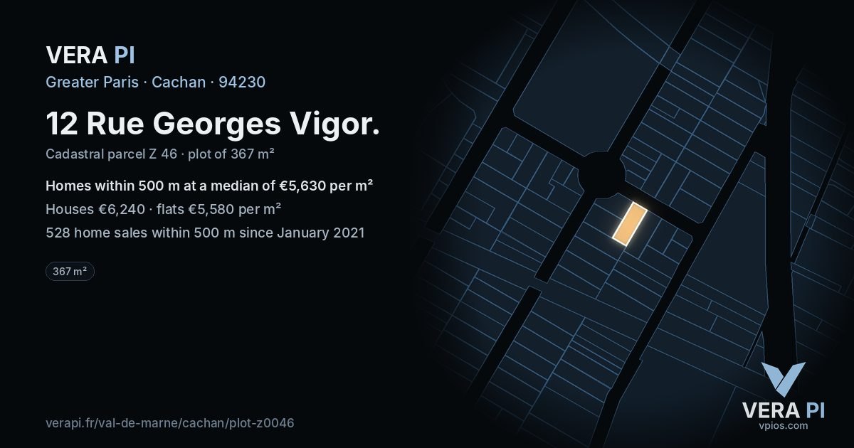 12 Rue Georges Vigor, Cachan at night – the plot lit, the parcels around coloured by the prices near them