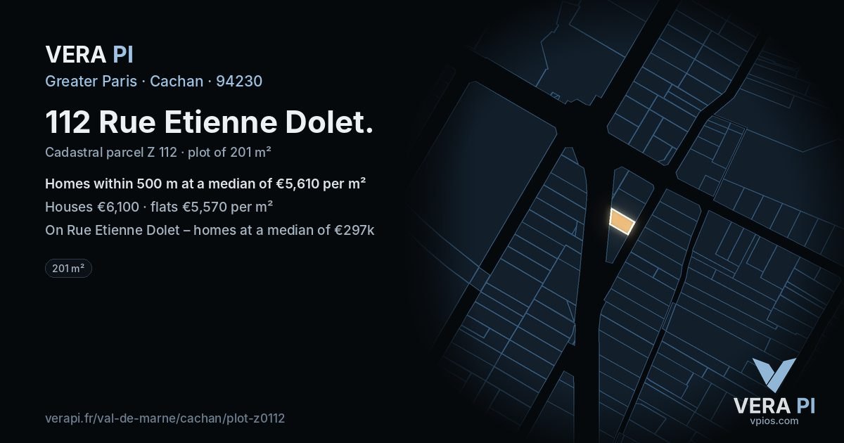 112 Rue Etienne Dolet, Cachan at night – the plot lit, the parcels around coloured by the prices near them