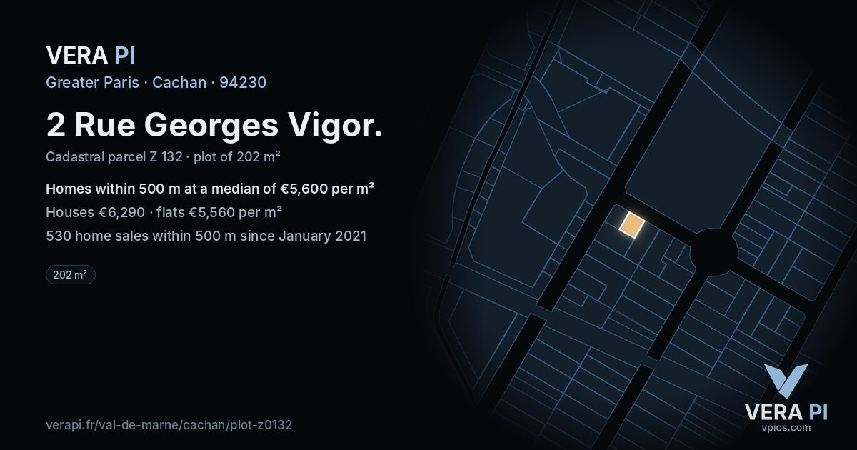 2 Rue Georges Vigor, Cachan at night – the plot lit, the parcels around coloured by the prices near them