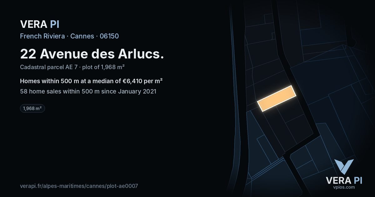 22 Avenue des Arlucs, Cannes at night – the plot lit, the parcels around coloured by the prices near them