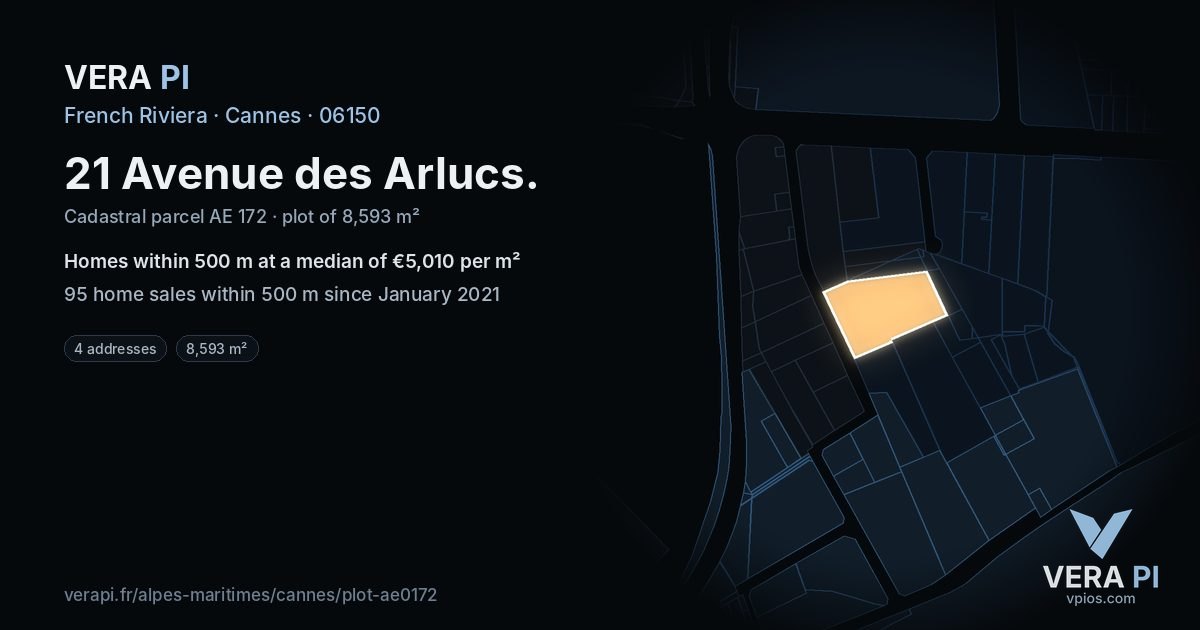 21 Avenue des Arlucs, Cannes at night – the plot lit, the parcels around coloured by the prices near them
