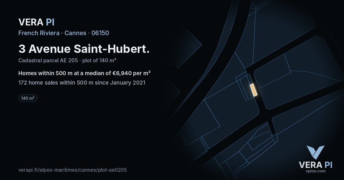 3 Avenue Saint-Hubert, Cannes at night – the plot lit, the parcels around coloured by the prices near them