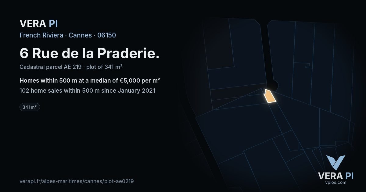 6 Rue de la Praderie, Cannes at night – the plot lit, the parcels around coloured by the prices near them