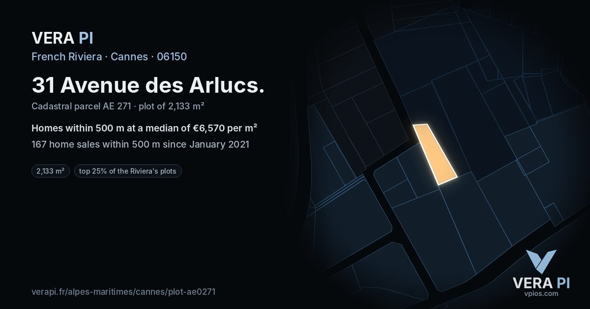 31 Avenue des Arlucs, Cannes at night – the plot lit, the parcels around coloured by the prices near them