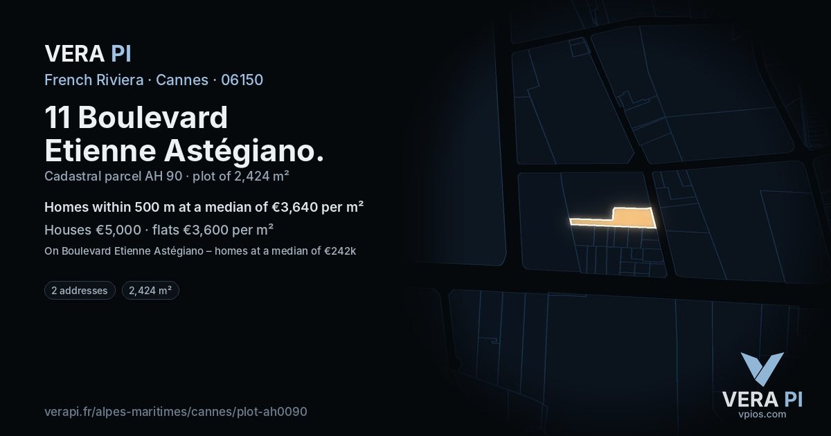 11 Boulevard Etienne Astégiano, Cannes at night – the plot lit, the parcels around coloured by the prices near them