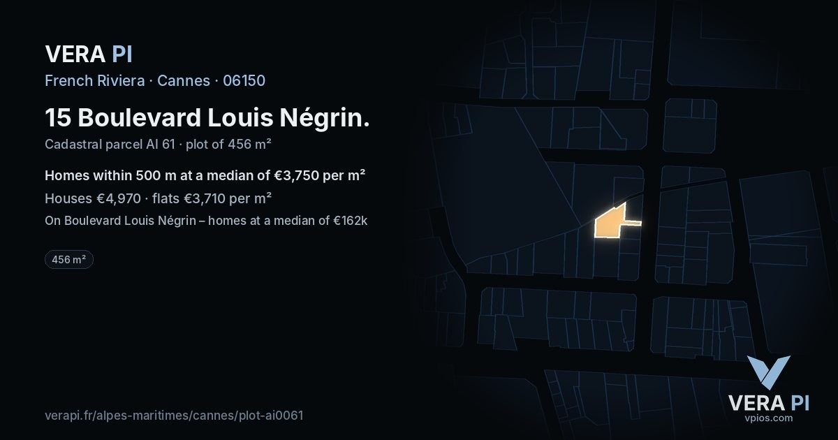 15 Boulevard Louis Négrin, Cannes at night – the plot lit, the parcels around coloured by the prices near them