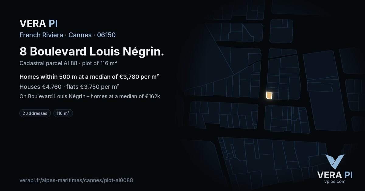 8 Boulevard Louis Négrin, Cannes at night – the plot lit, the parcels around coloured by the prices near them