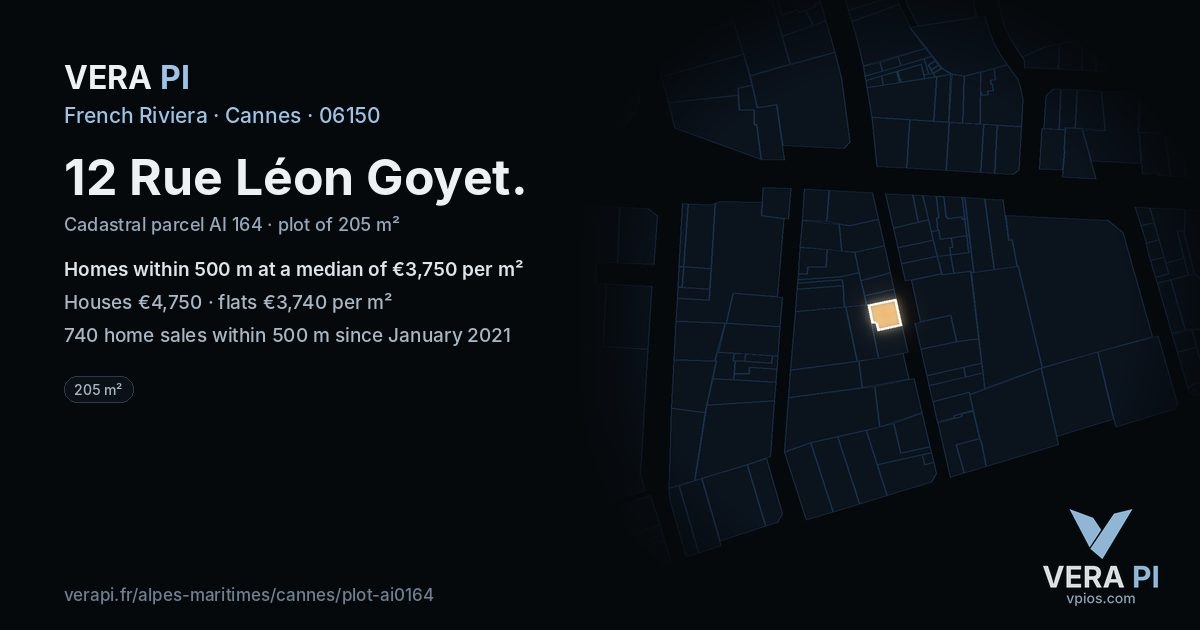 12 Rue Léon Goyet, Cannes at night – the plot lit, the parcels around coloured by the prices near them
