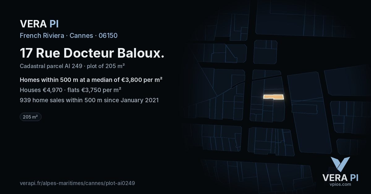 17 Rue Docteur Baloux, Cannes at night – the plot lit, the parcels around coloured by the prices near them